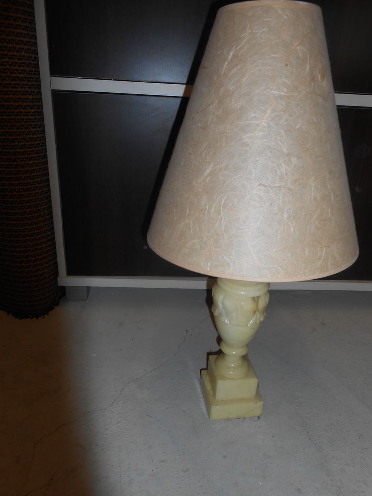 lampe avec pied en marbre 75 Viuz-la-Chi�saz (74)