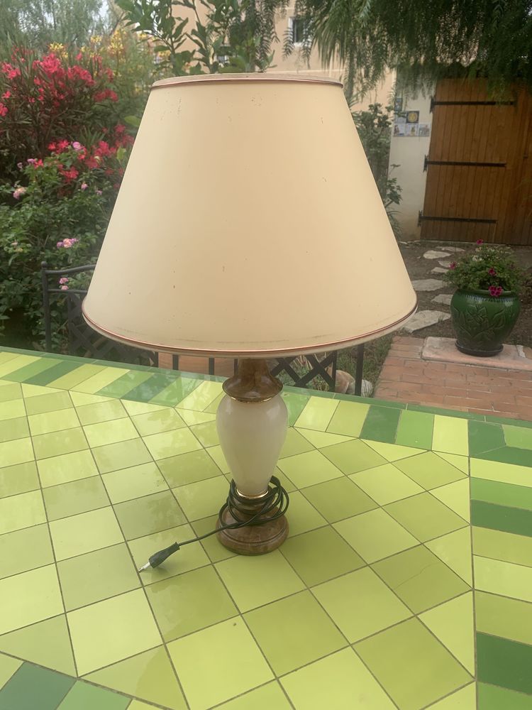 Lampe avec pied en alb�tre 12 Saleilles (66)
