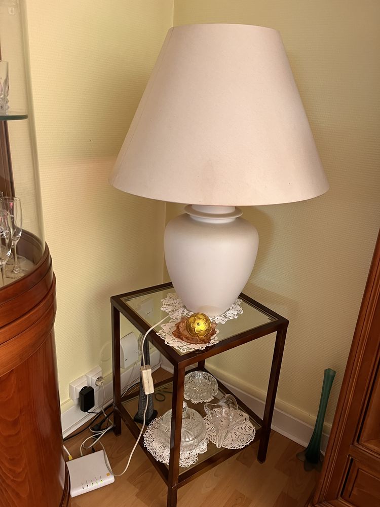 LAMPE AVEC TABLE VERRE 50 Bordeaux (33)