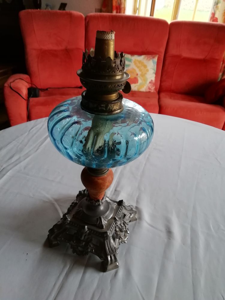 Lampe bleue 50 Poitiers (86)