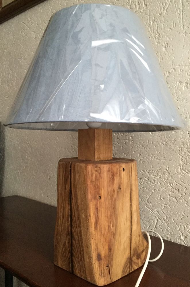 Lampe en bois ch�ne 50 Montigny-sur-Cr�cy (02)
