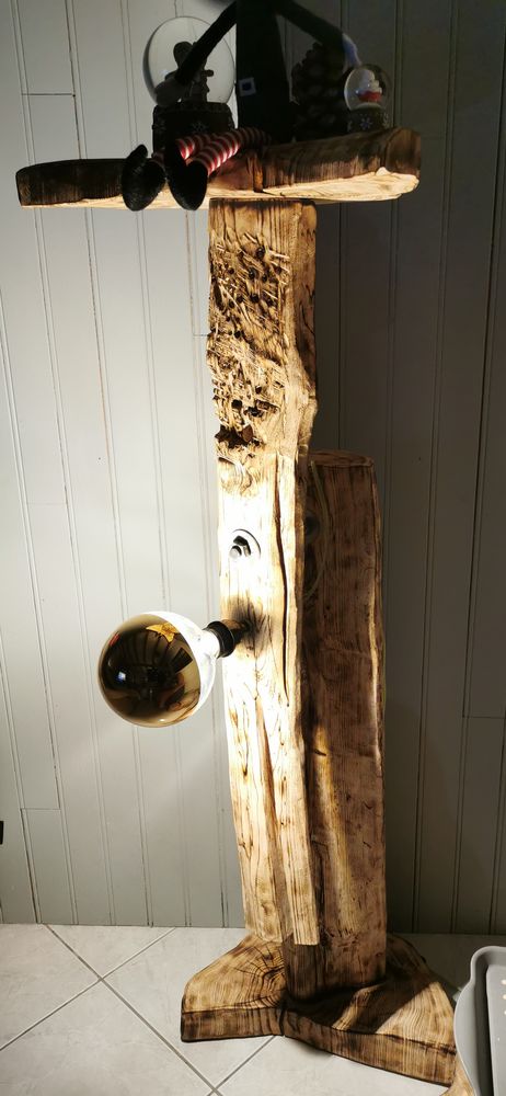Lampe en bois cr�ation artisanale unique 250 Saintes (17)