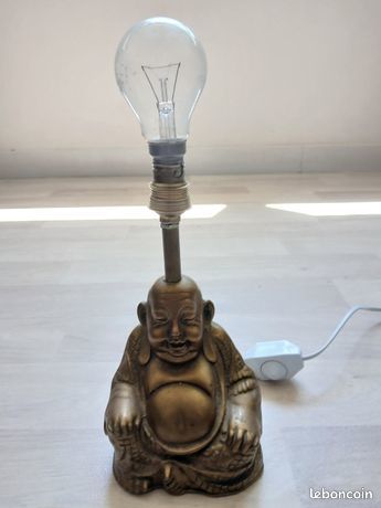Lampe bouddha en laiton 1 La Rochelle (17)