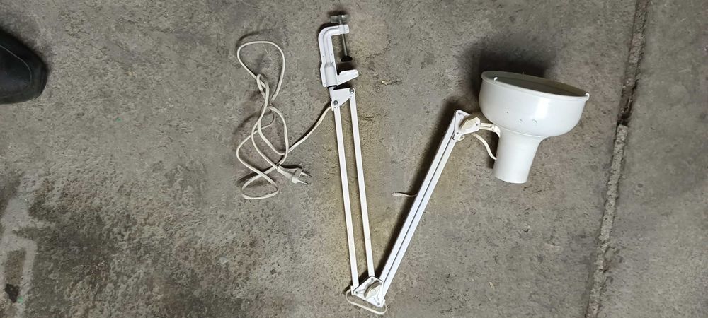 lampe bureau ou atelier articul� 10 Gardanne (13)