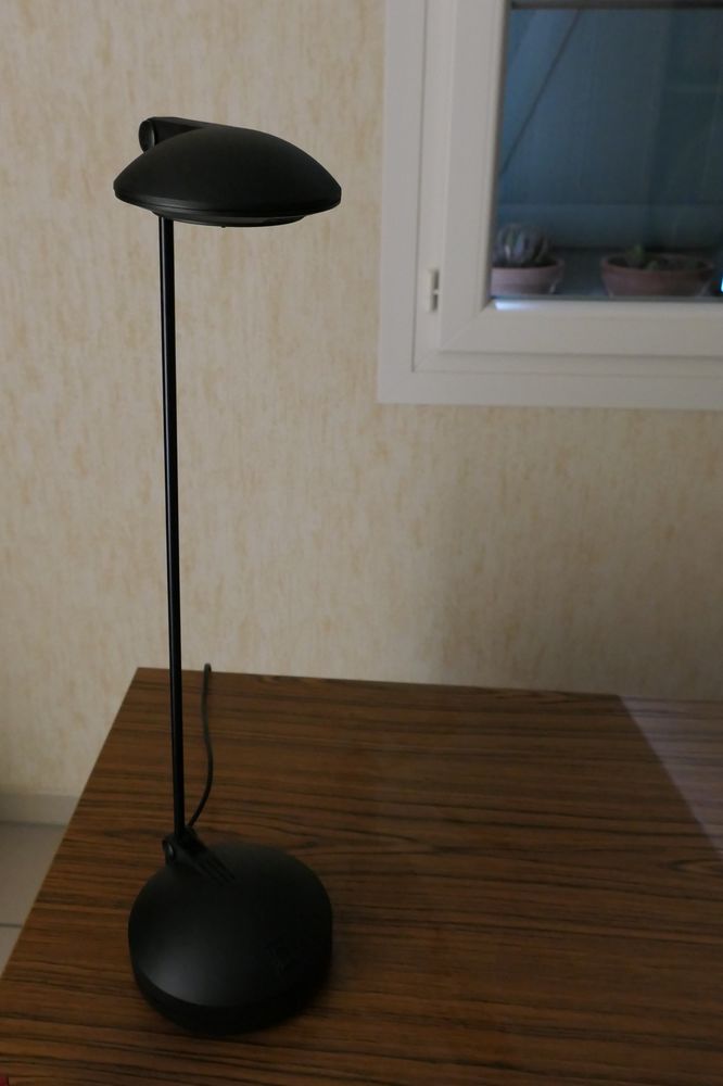 Lampe bureau halog�ne, articul�e UNILUX 30 Parn�-sur-Roc (53)