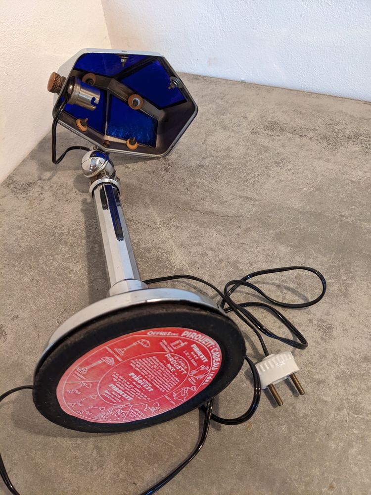 Lampe de bureau PIROUETT art d�co 1930 en bon �tat d'usage A 250 Marseille 13 (13)