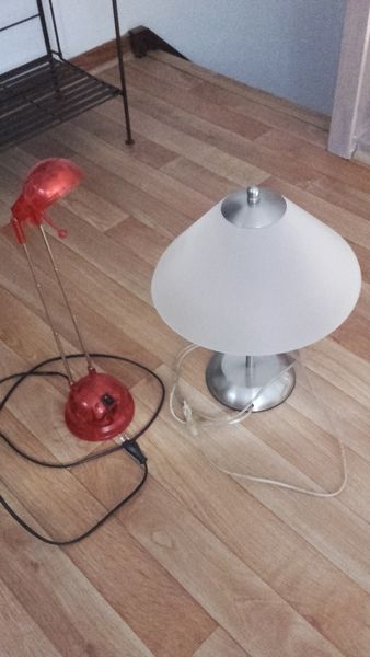 Lot de lampe de bureau OU � l'unit� 15 Pignan (34)