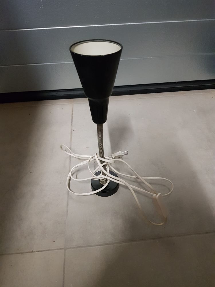 Lampe de bureau 5 Bellegarde (30)