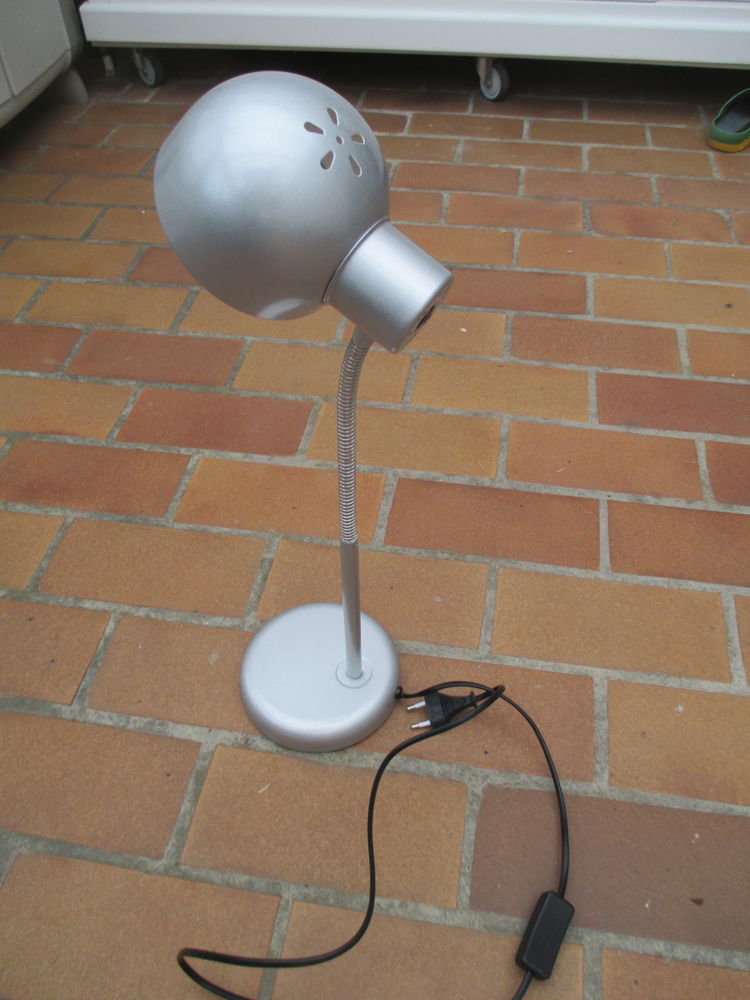 Lampe de bureau 6.5 Le Mans (72)