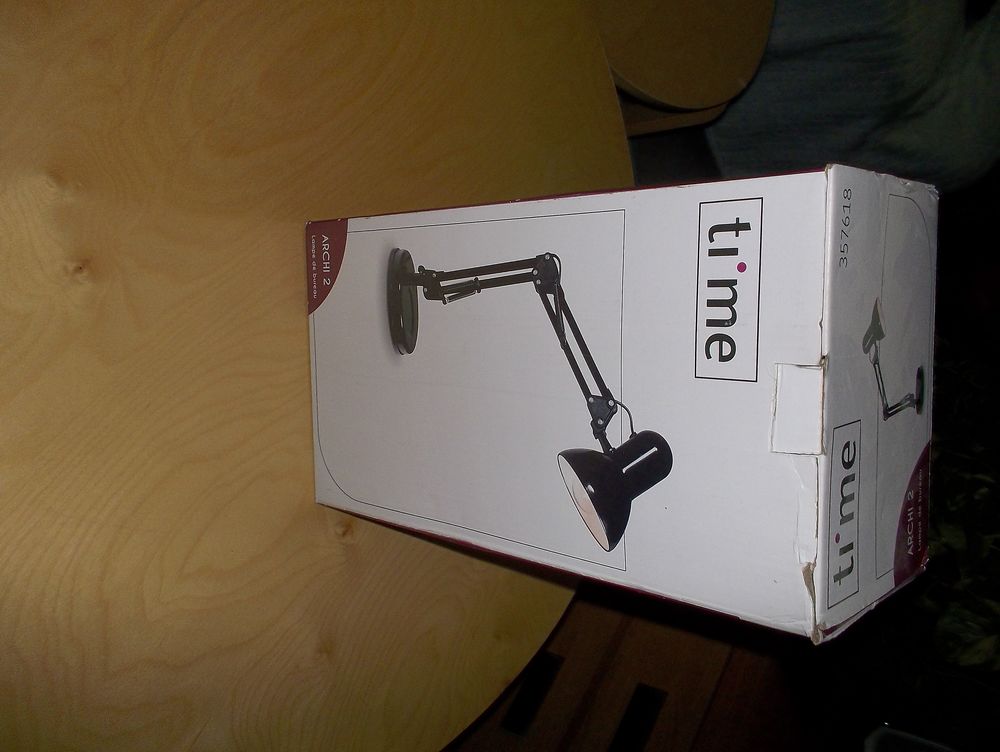 Lampe bureau TBE 8 Tarbes (65)