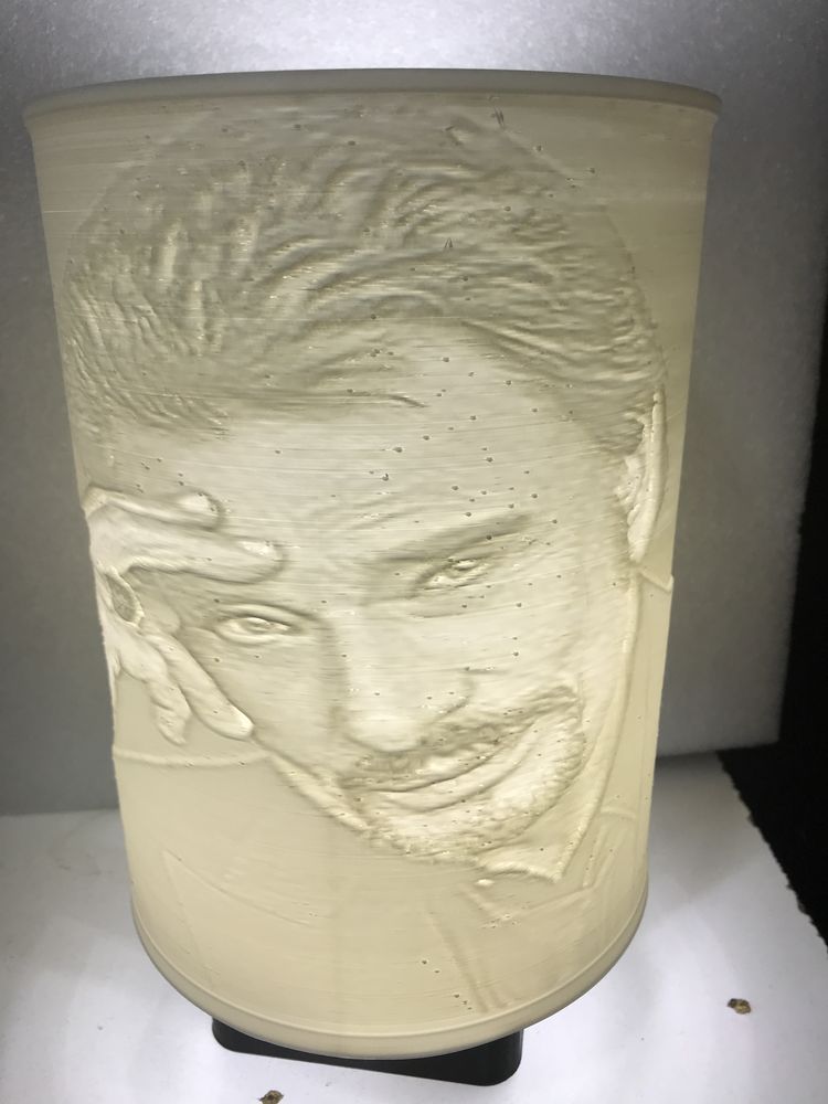 Lampe chanteur Johnny HALLIDAY led en 220v 29 Le Puy-en-Velay (43)