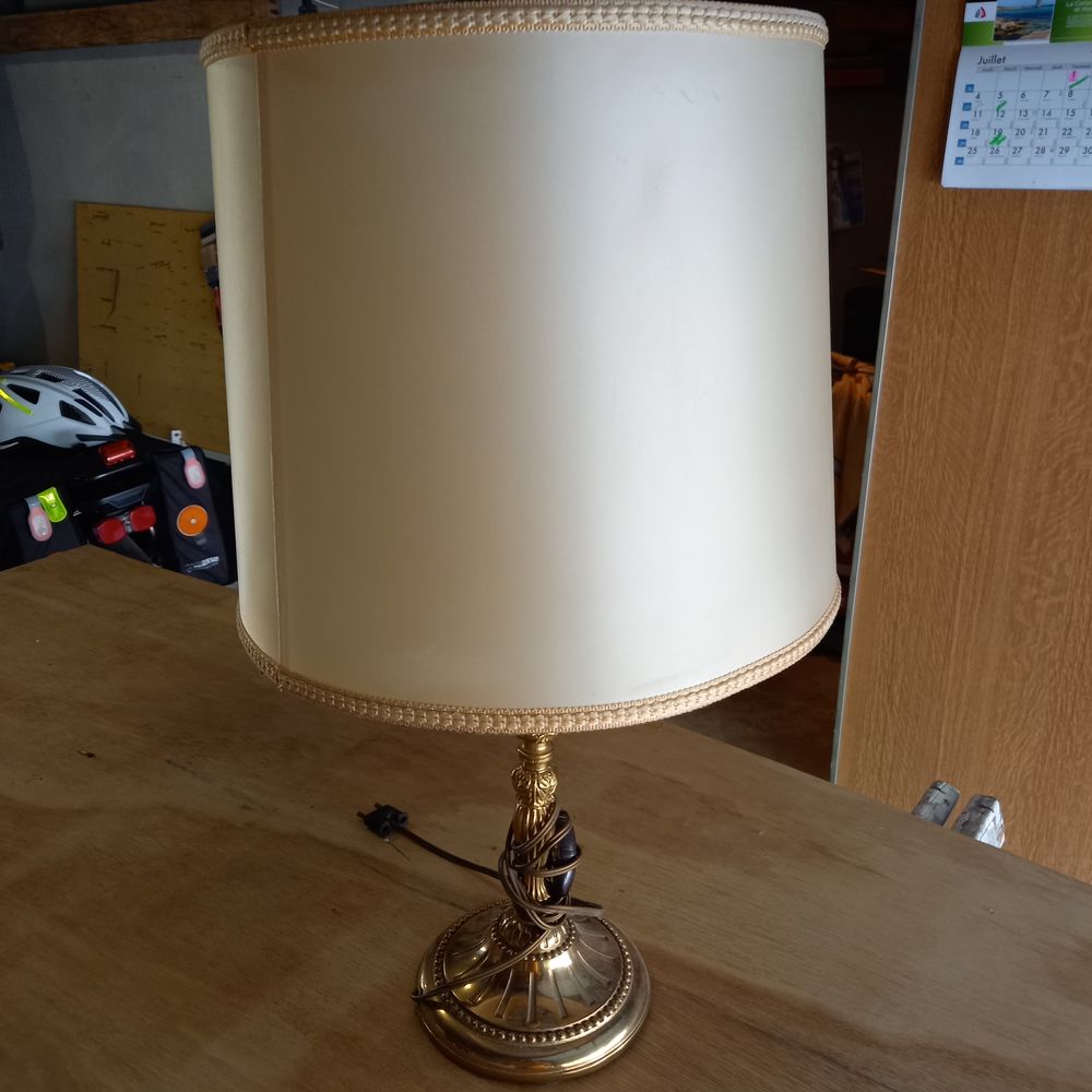 LAMPE DE CHEET 35 Ch�teau-Renault (37)