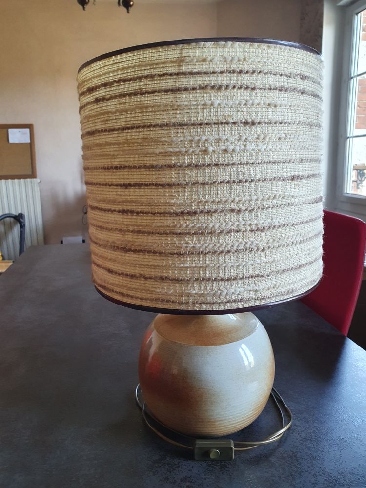 lampe de chevet en gr�s a venir chercher sur place 15 Pithiviers (45)
