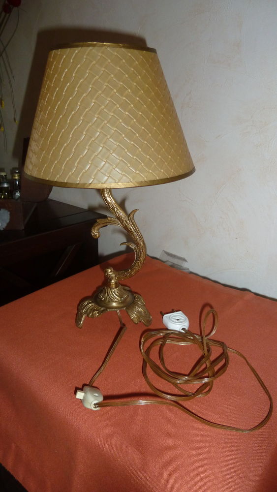 Lampe de chevet, pied bronze 35 Saint-Alban (31)