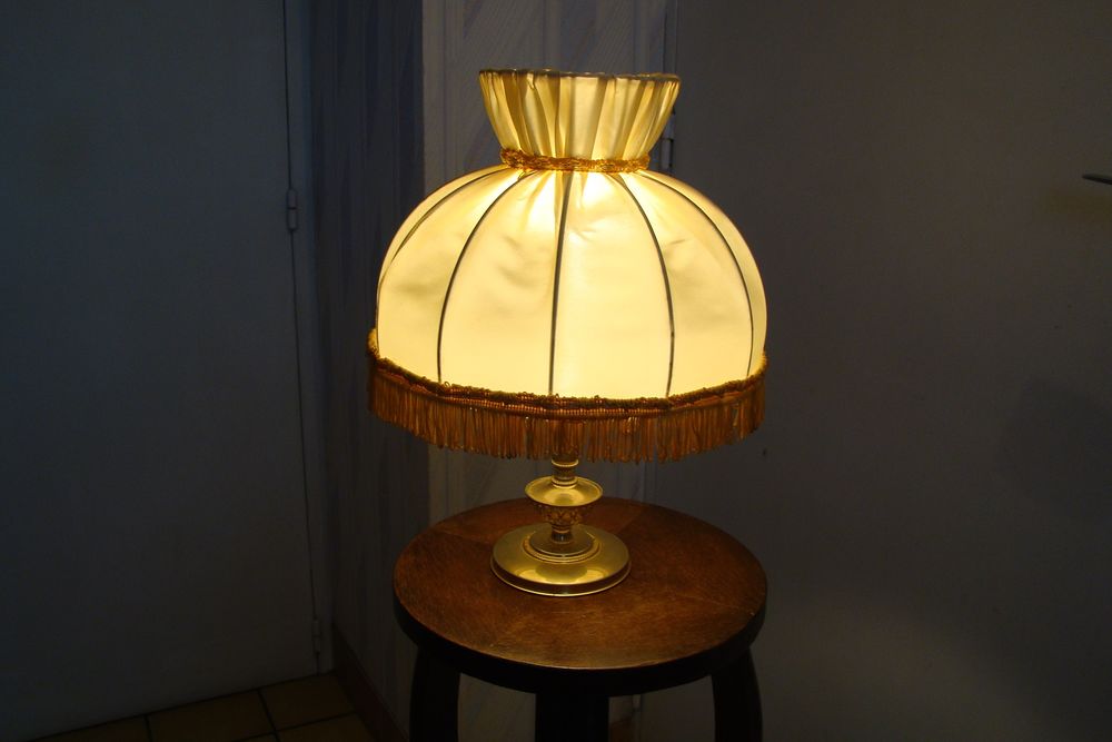 Lampe de chevet  vintage - ann�es 1960
40 Gargenville (78)