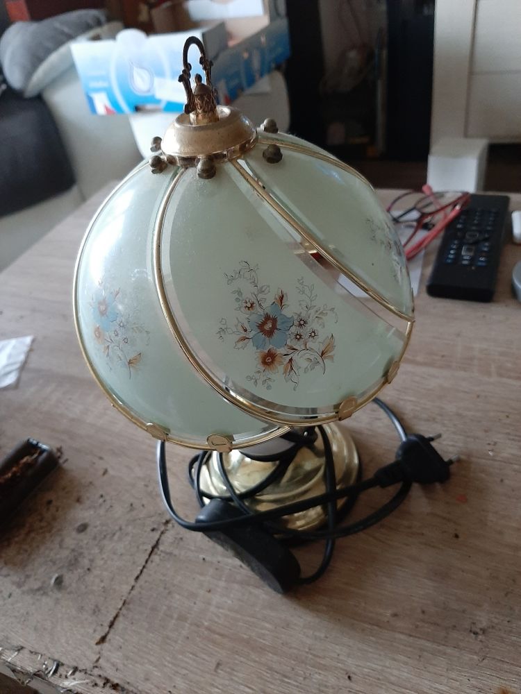 LAMPE de CHEVET 0 Royan (17)