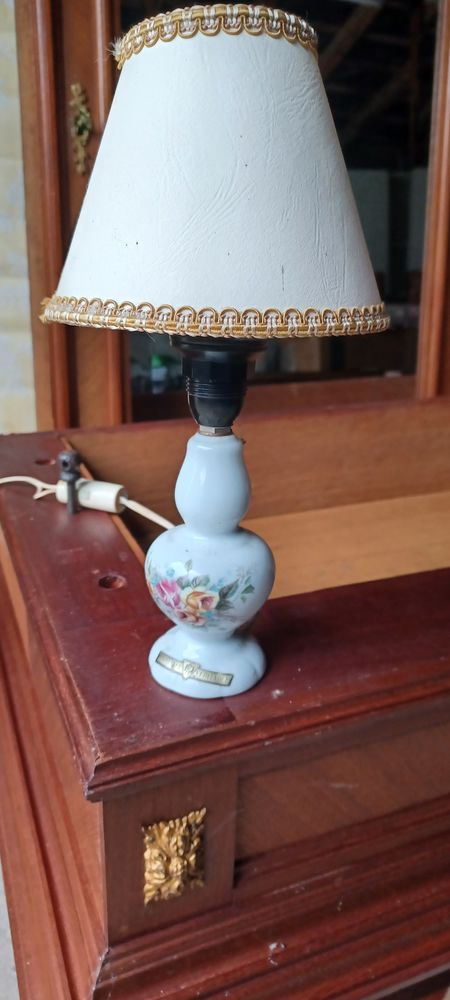 Lampe de chevet 20 La Bourdini�re-Saint-Loup (28)