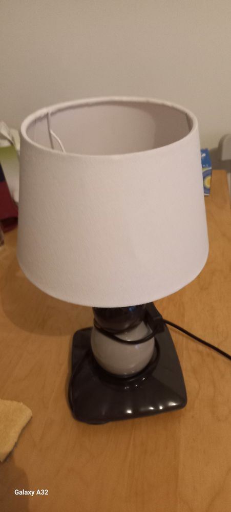 lampe de chevet 5 Villecresnes (94)