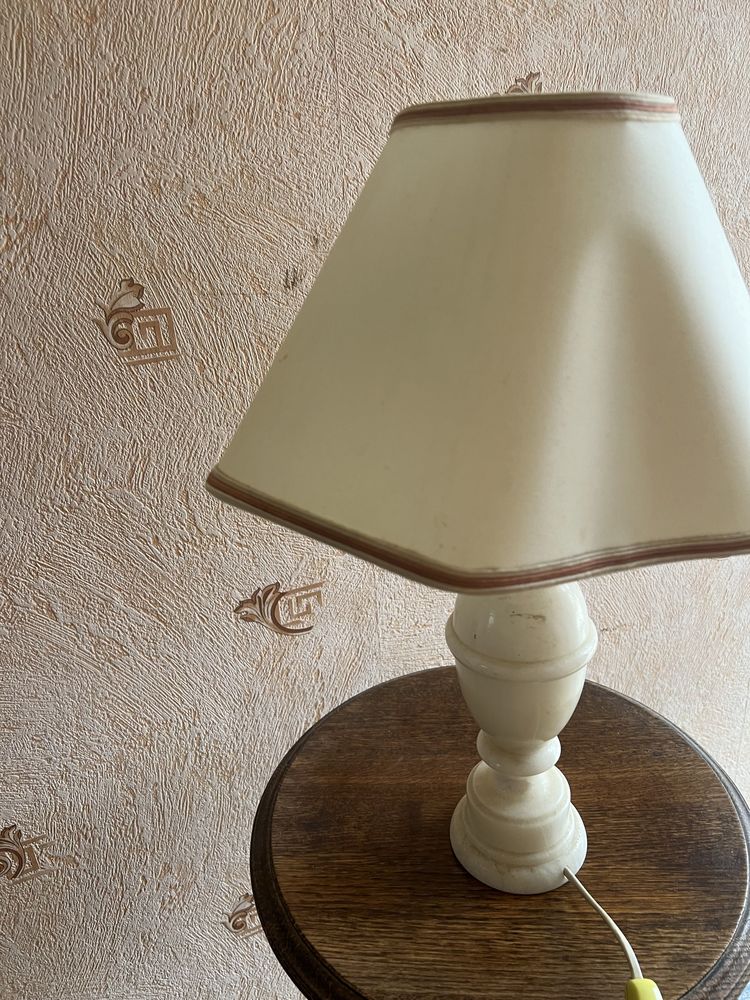 lampe de chevet 20 Beauvais (60)