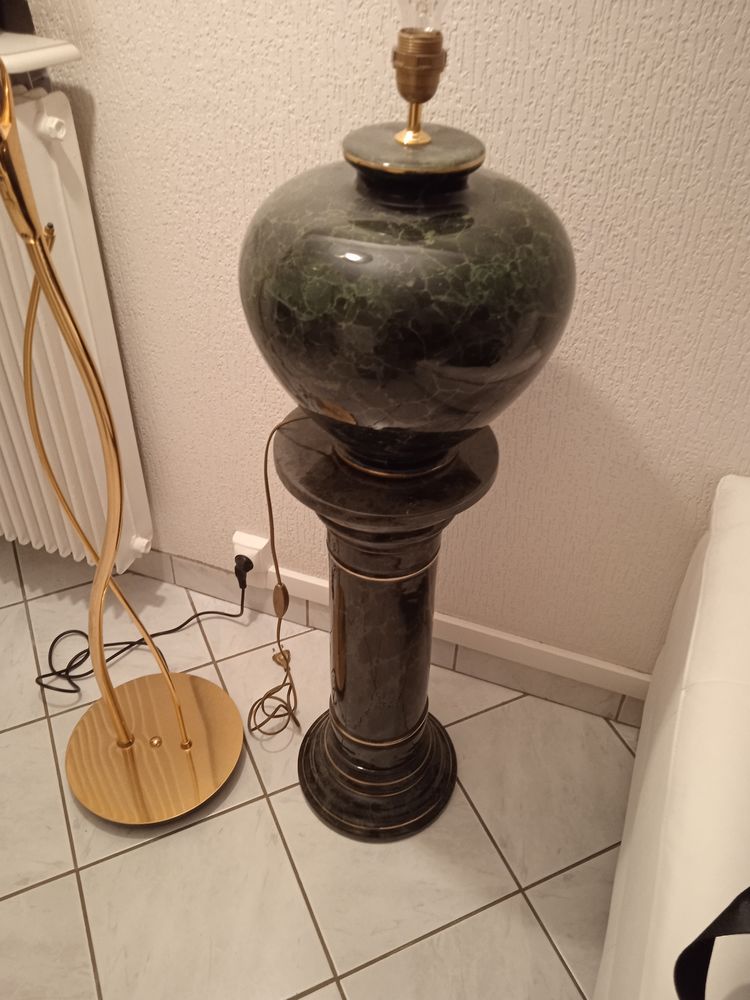 lampe et colonne 100 Fresnes (94)