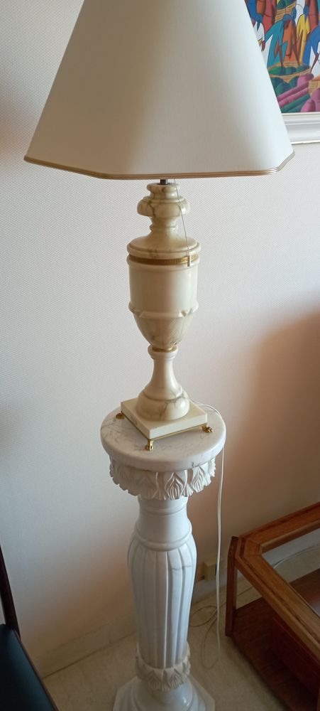 Lampe et sa colonne 110 Le Cannet (06)