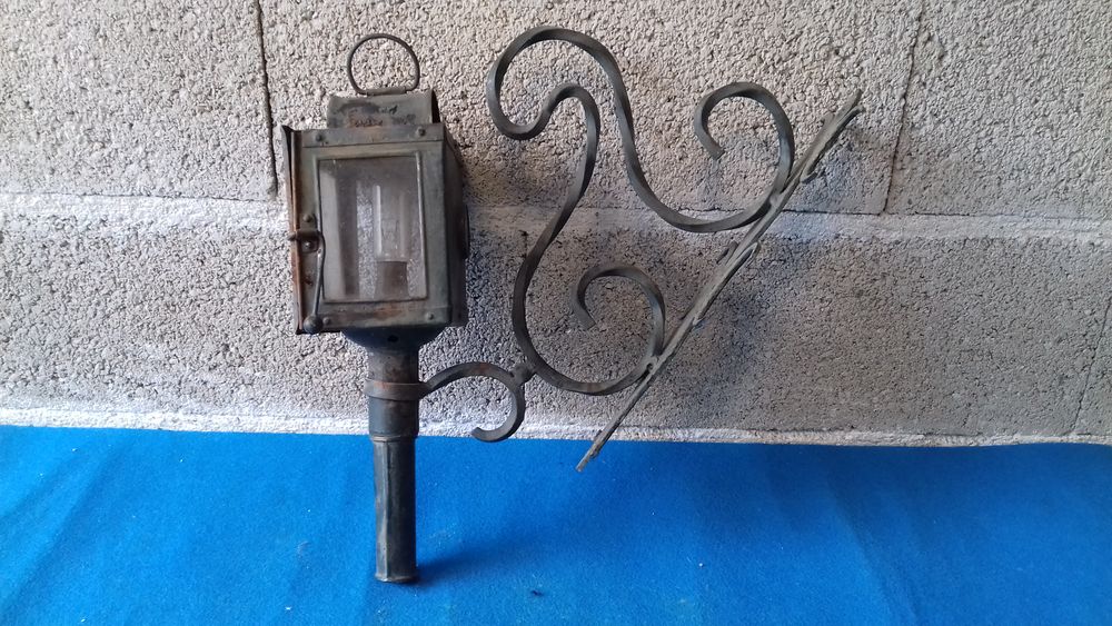 Lampe ext�rieure en fer forg� 6 � 6 Marsaneix (24)