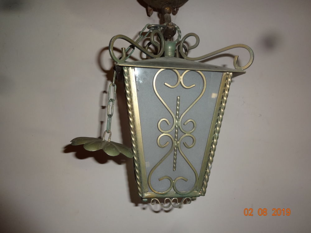 Lampe en fer forg� 40 Sciez (74)