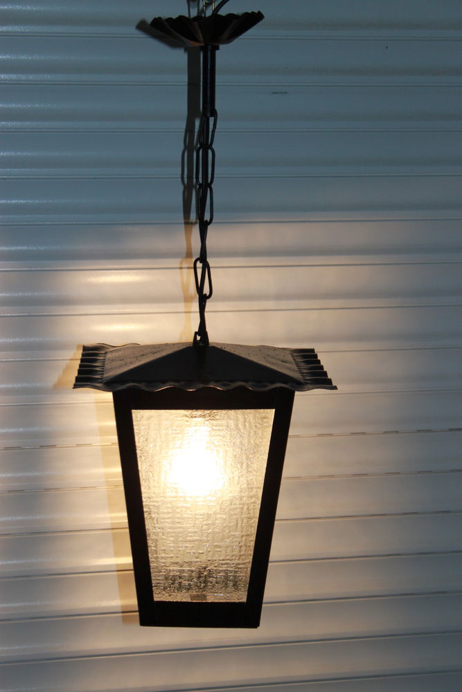 Lampe en fer forg� 3 Montigny-Lencoup (77)