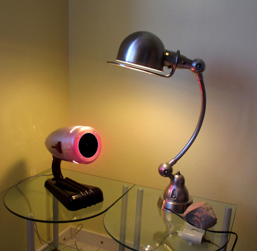 Lampe Jield� 1950 + donne plaque verte pour globe. 355 Saint-�lix-le-Ch�teau (31)