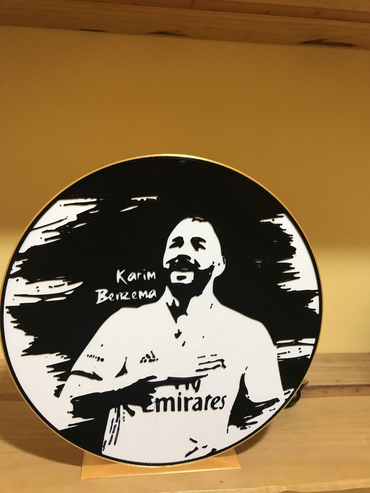 Lampe KARIM BENZEMA Ballon d'or eclairage usb 29 Vorey (43)