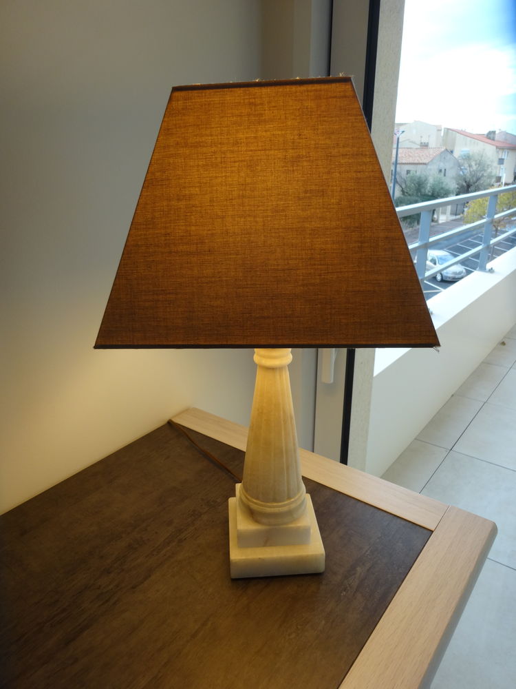 Lampe en marbre 30 Narbonne Plage (11)
