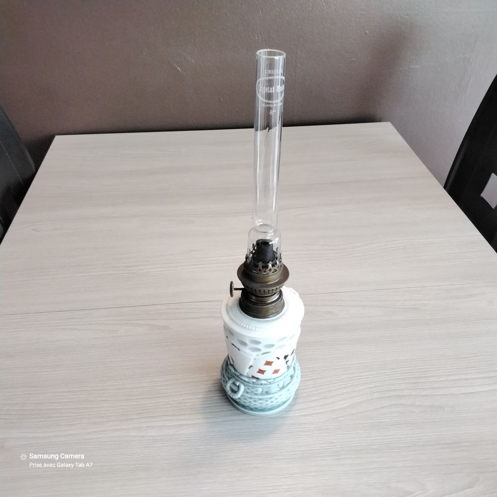 LAMPE A PETROL 15 Saint-Priest (69)