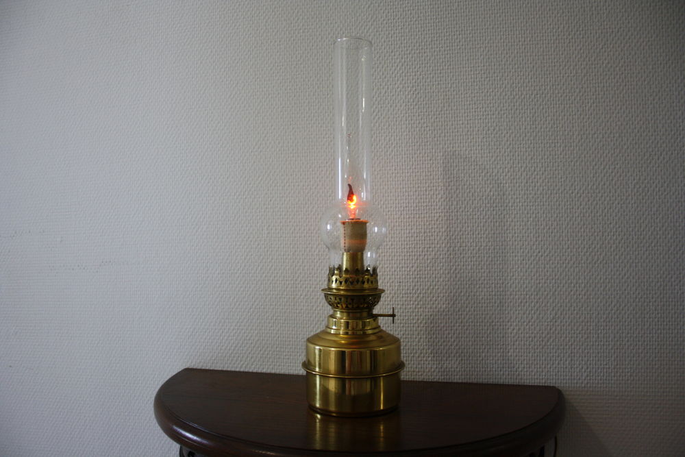lampe a p�trole ancienne 60 Malz�ville (54)