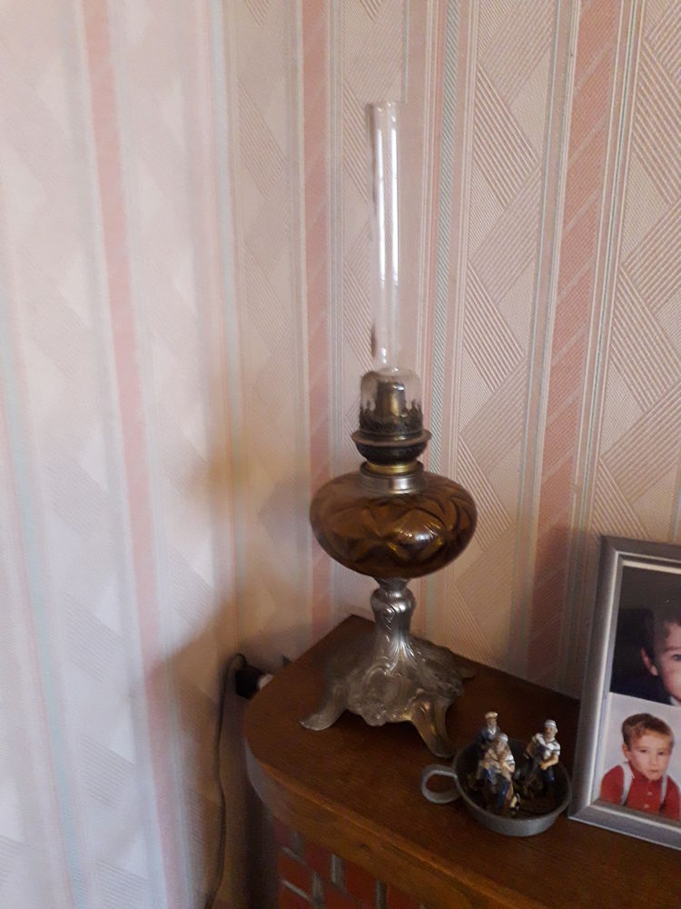 lampe � p�trole d�but 20� en �tat de fonctionnement 120 Conquereuil (44)
