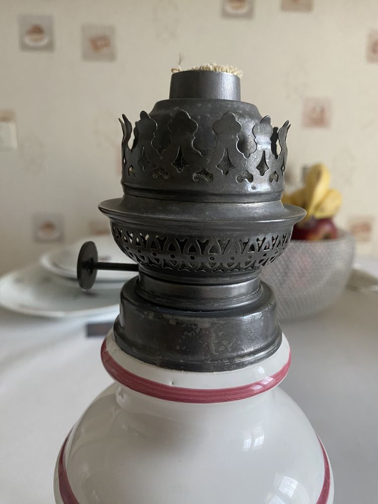 LAMPE A PETROLE FAIT MAIN 45 Hendaye (64)