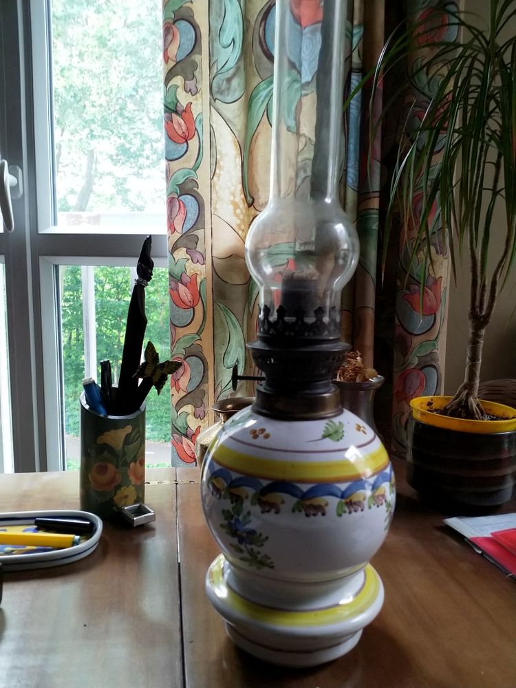 Lampe � p�trole, porcelaine ancienne 38 Chartres (28)