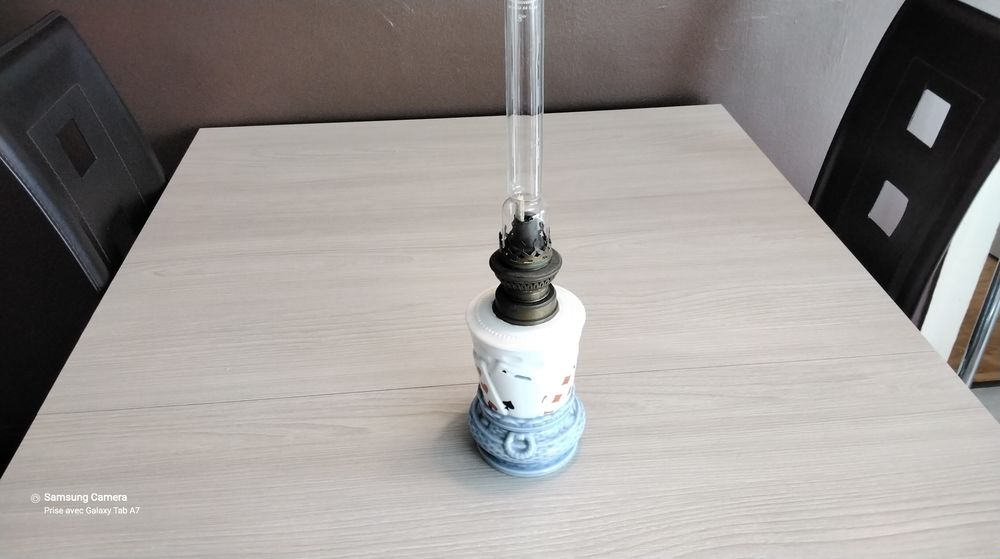 LAMPE � P�TROLE 15 Saint-Priest (69)