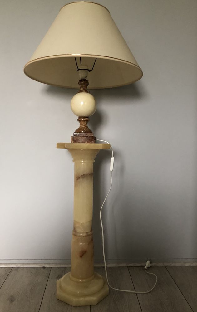 Lampe sur pied alb�tre 20 N�ux-les-Mines (62)