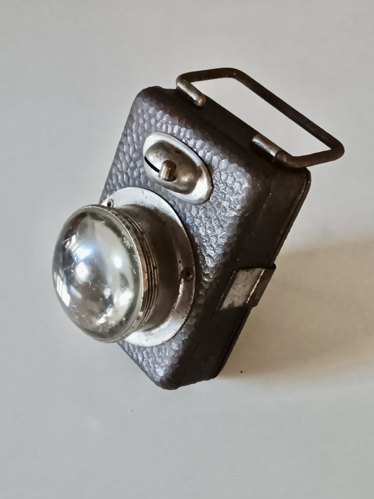 lampe de poche ancienne 45 Ambar�s-et-Lagrave (33)