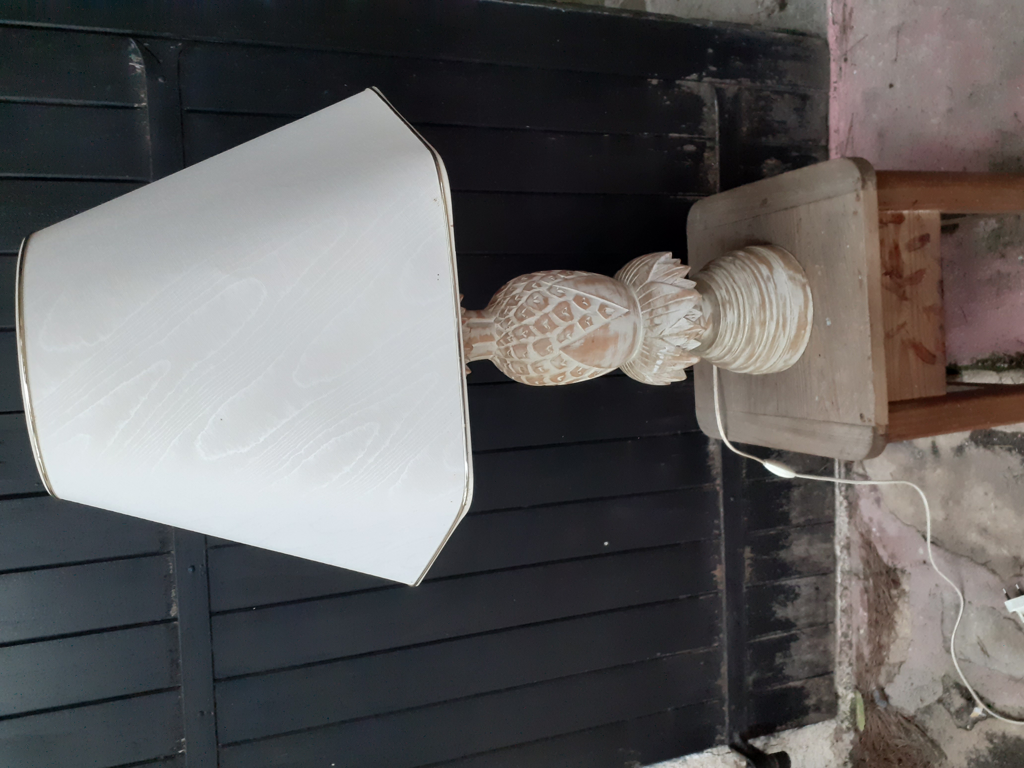 lampe � poser en bois ananas  50 Marseille 12 (13)