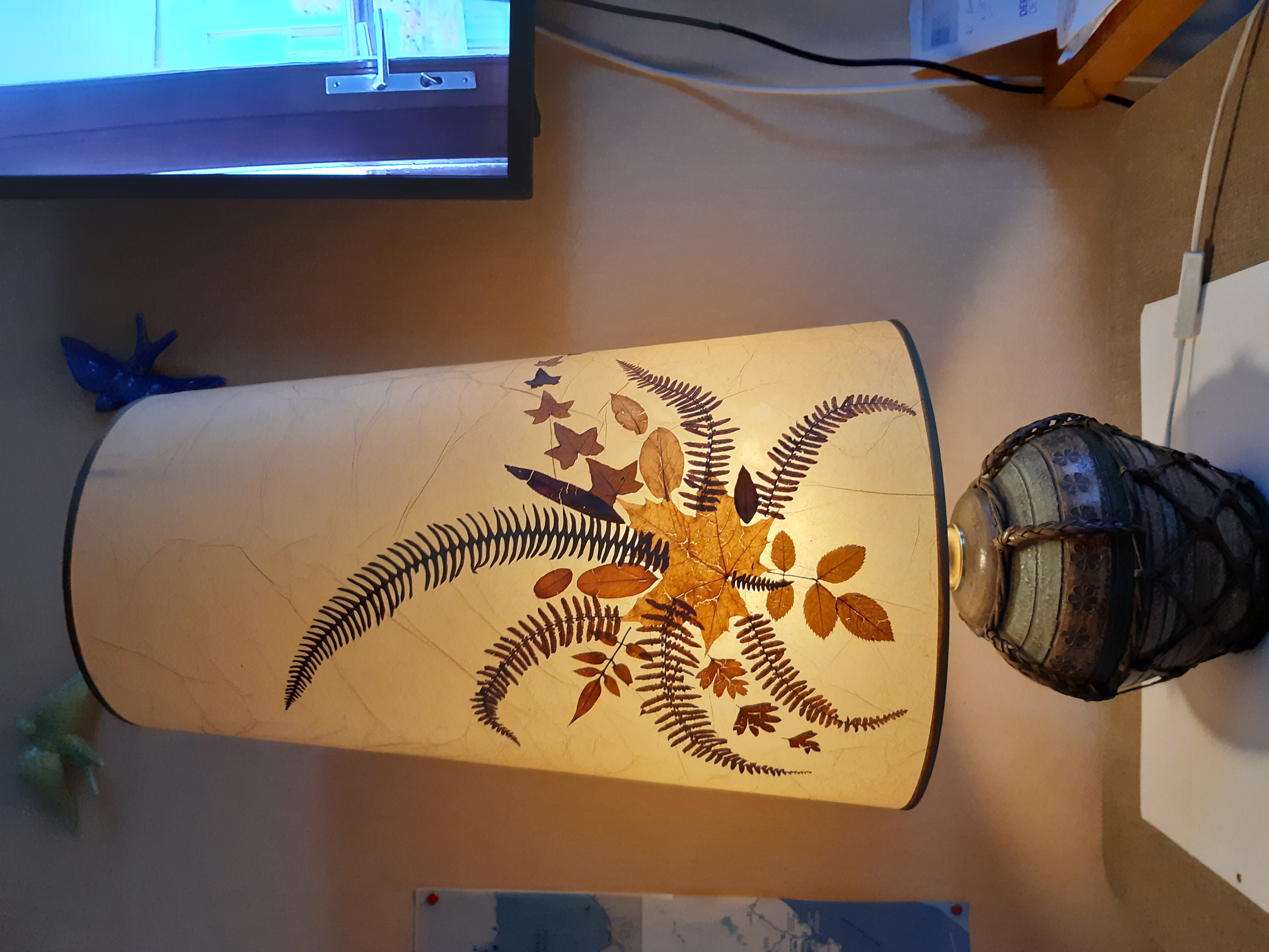 Lampe � Poser C�ramique Avec Fleurs S�ch�es... 29 Le Vernois (39)