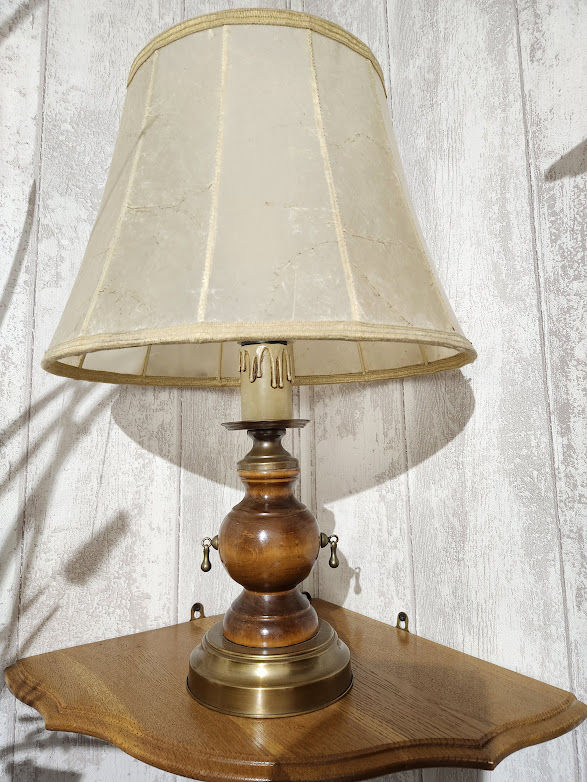 LAMPE A POSER 15 Saint-Dolay (56)