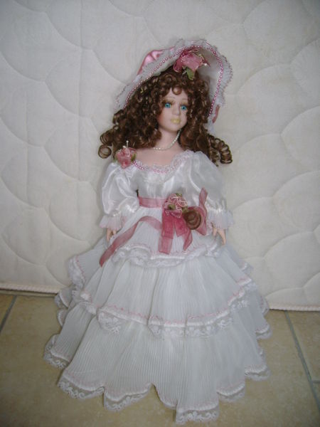 Lampe poup�e de porcelaine 15 Hagetmau (40)