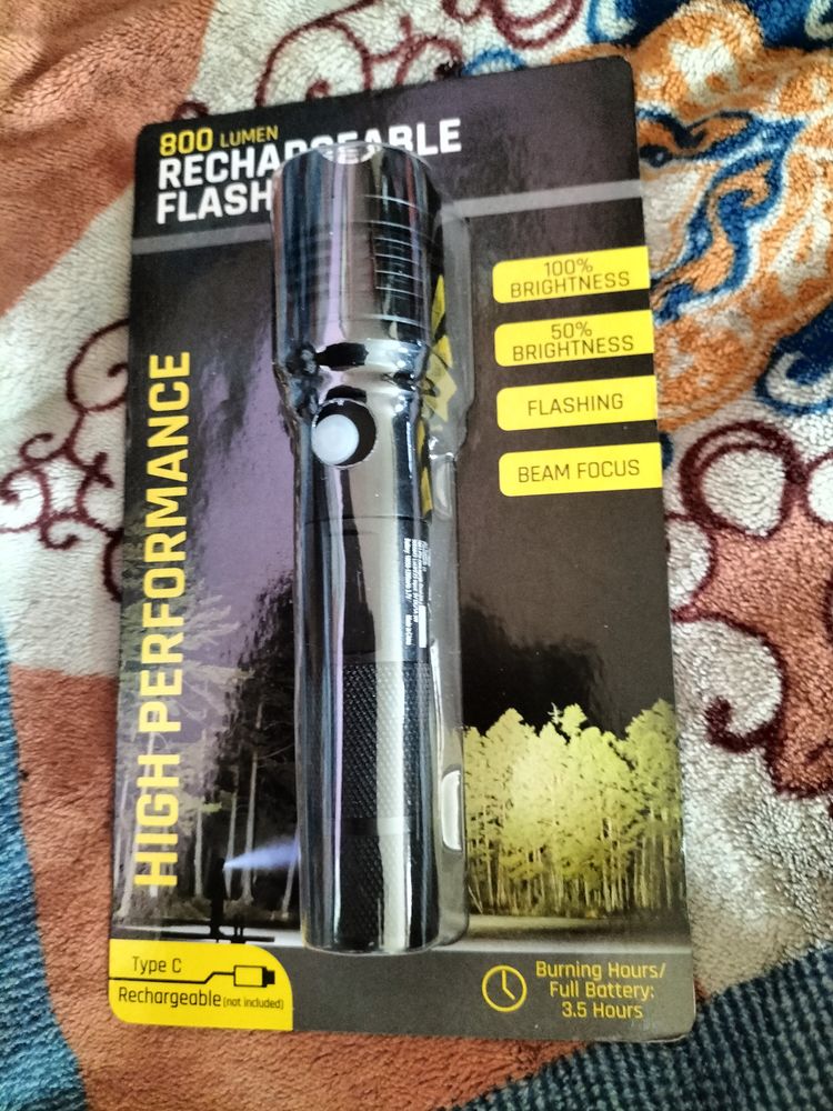 Lampe rechargeable flashlight 800 lumen neuf 14 Cachan (94)