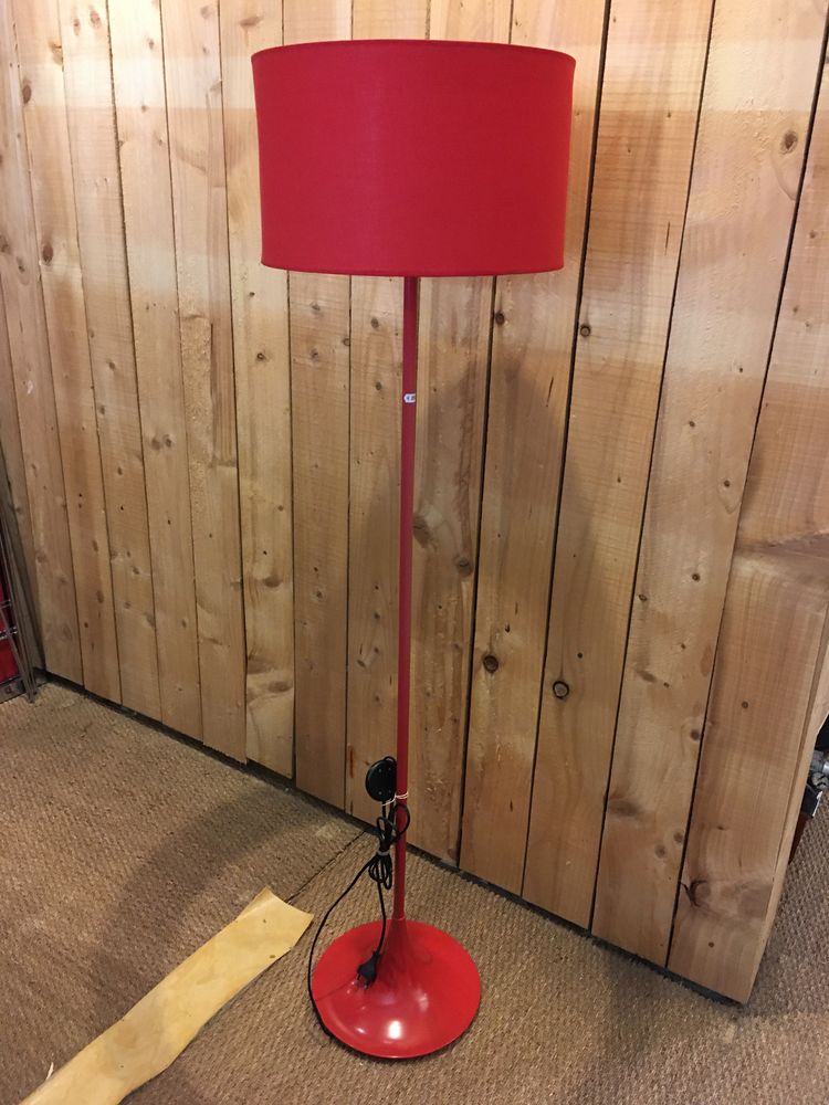 Lampe rouge 25 Hennebont (56)