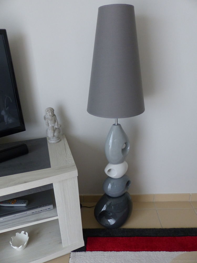 LAMPE DE SALON 15 Villev�que (49)