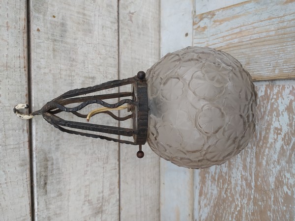 Lampe Suspension Verre Art D�co Fer Forg� Vincent Hettier 
130 Loches (37)