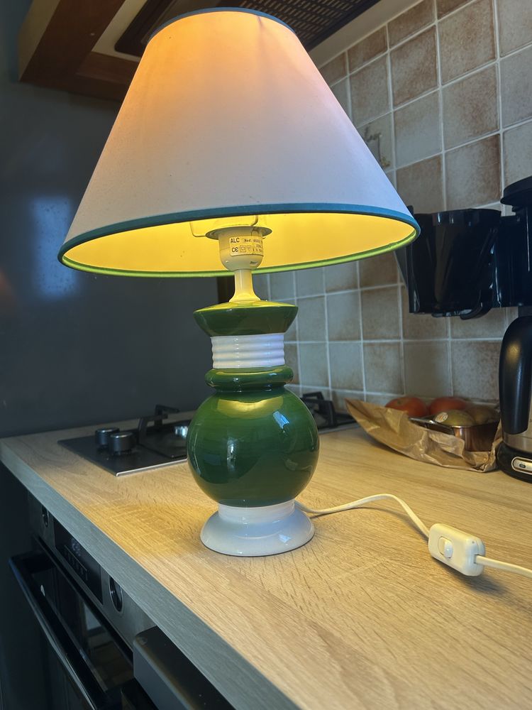 Lampe sympa 15 Niort (79)