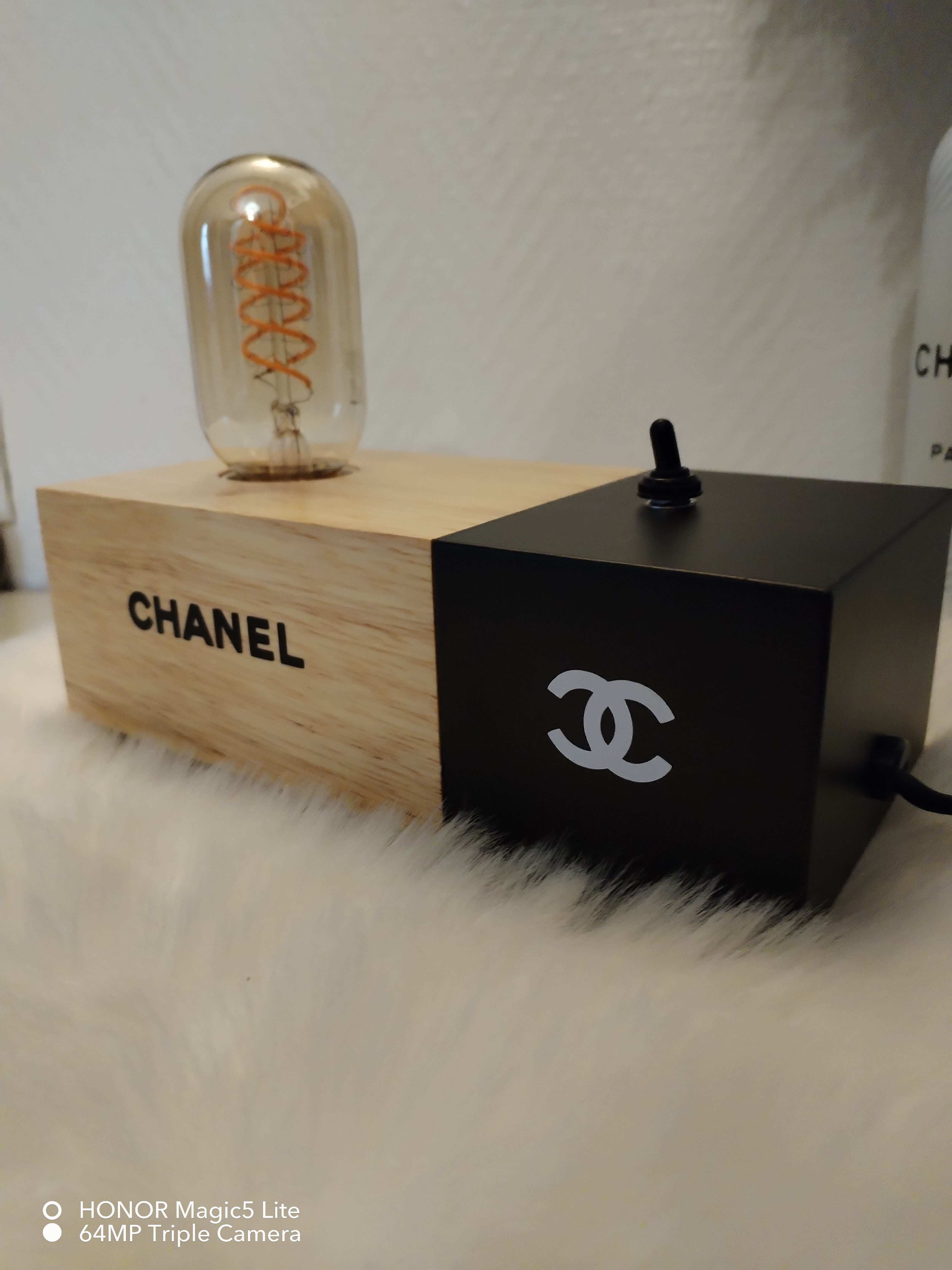 Lampe de table 30 Beauvais (60)