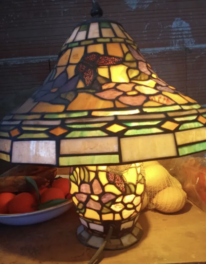 Lampe Tiffany 100 Perpignan (66)